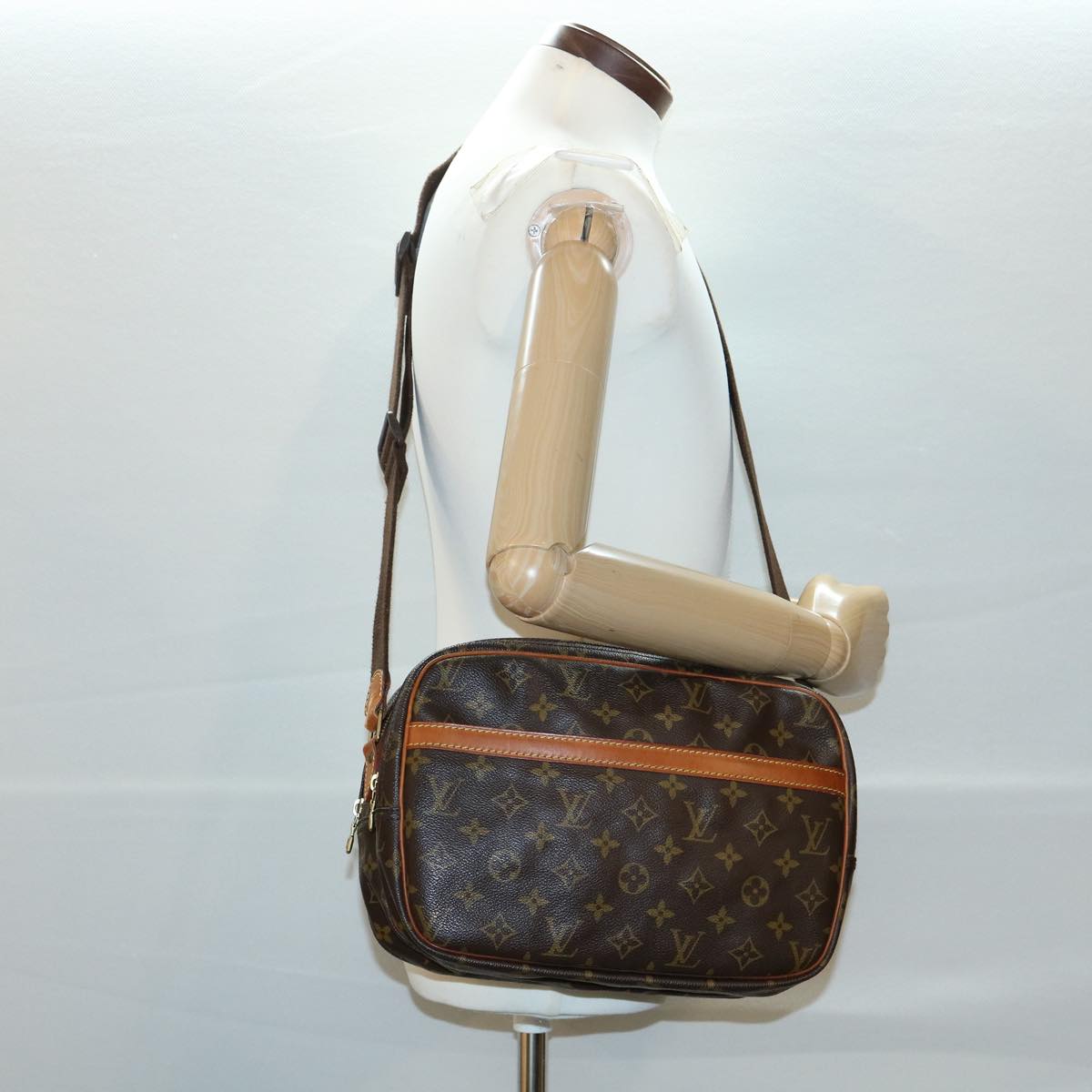 LOUIS VUITTON Monogram Reporter PM Shoulder Bag M45254 LV Auth lt657