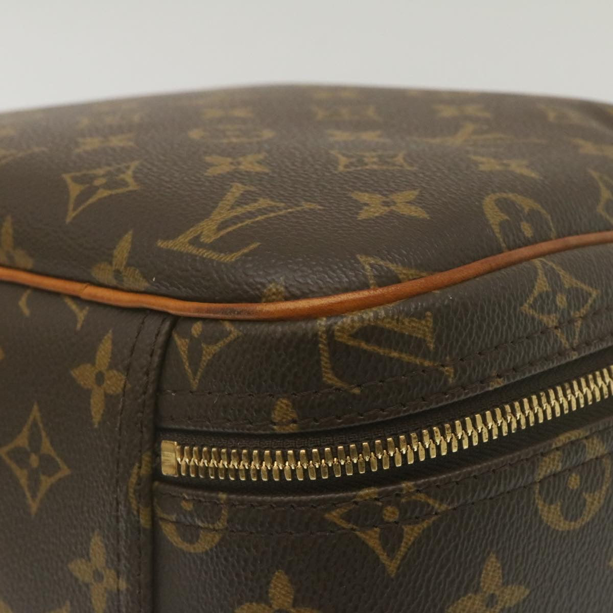 LOUIS VUITTON Monogram Excursion Hand Bag M41450 LV Auth 35120