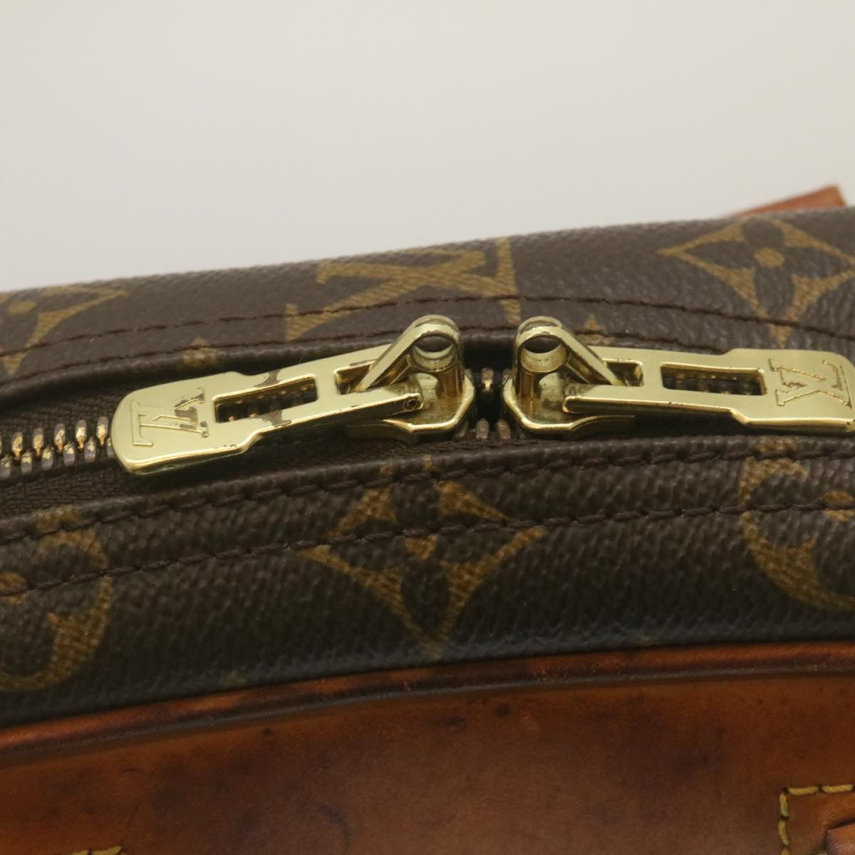 LOUIS VUITTON Monogram Excursion Hand Bag M41450 LV Auth 35120