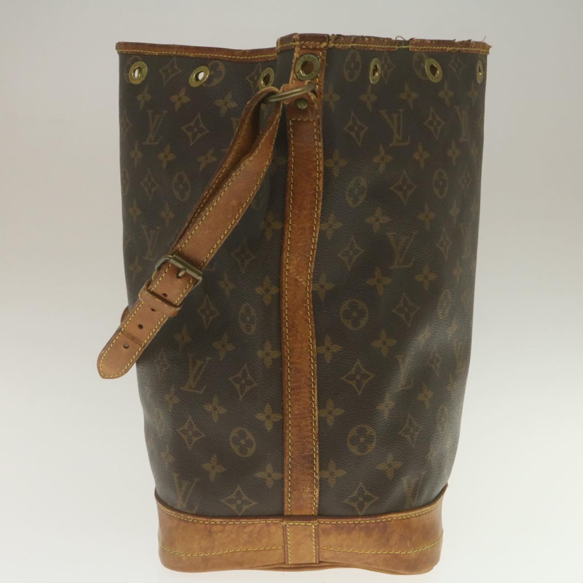 LOUIS VUITTON Monogram Noe Shoulder Bag M42224 LV Auth 35166