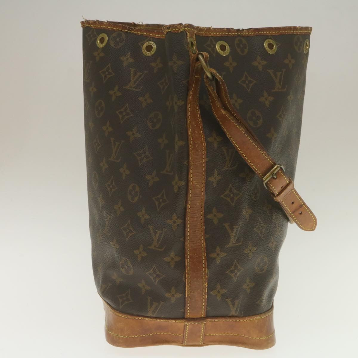 LOUIS VUITTON Monogram Noe Shoulder Bag M42224 LV Auth 35166