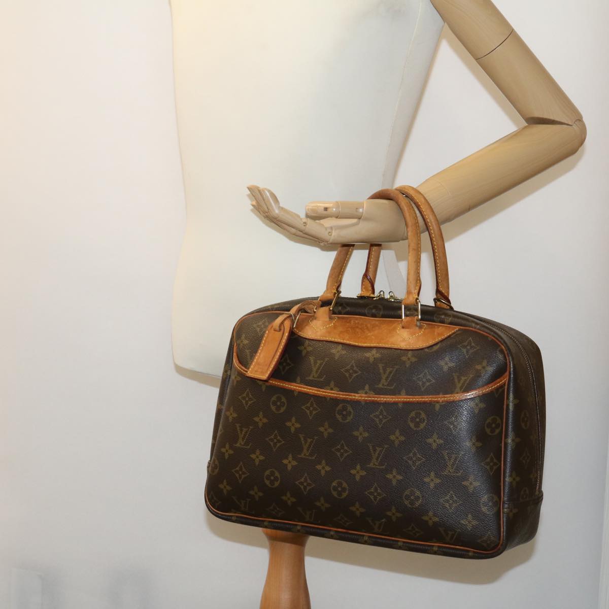 LOUIS VUITTON Monogram Deauville Hand Bag M47270 LV Auth 35183