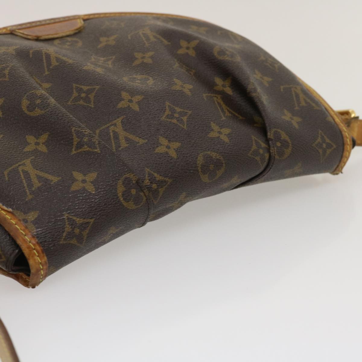 LOUIS VUITTON Monogram Menilmontant PM Shoulder Bag M40474 LV Auth 35197