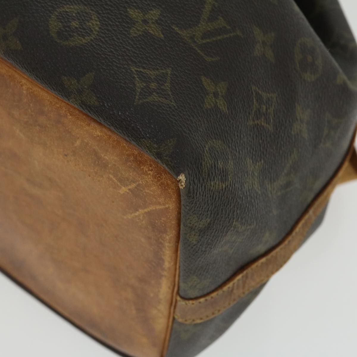 LOUIS VUITTON Monogram Petit Noe Shoulder Bag M42226 LV Auth 35218