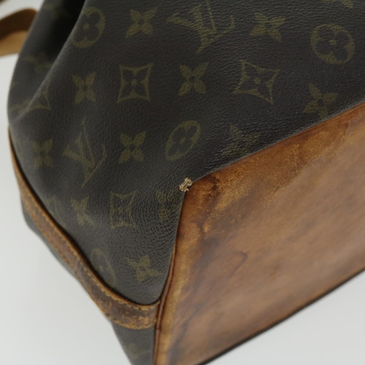 LOUIS VUITTON Monogram Petit Noe Shoulder Bag M42226 LV Auth 35218