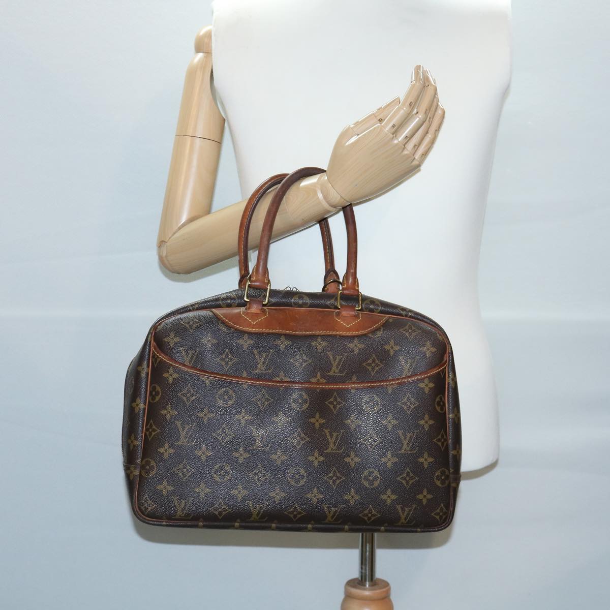 LOUIS VUITTON Monogram Deauville Hand Bag M47270 LV Auth 35260