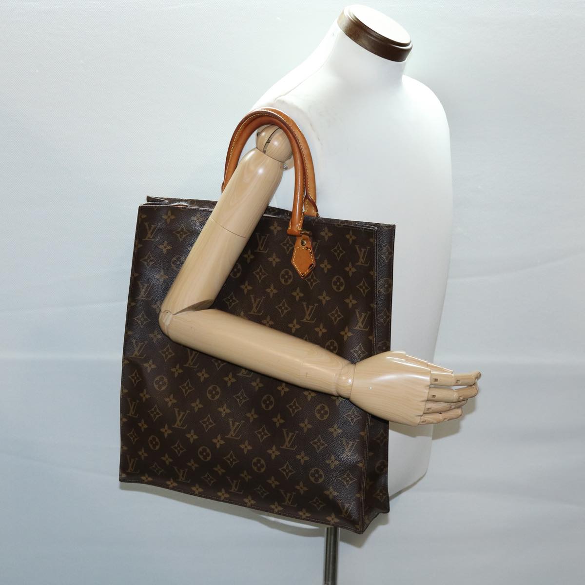 LOUIS VUITTON Monogram Sac Plat Hand Bag M51140 LV Auth 35270