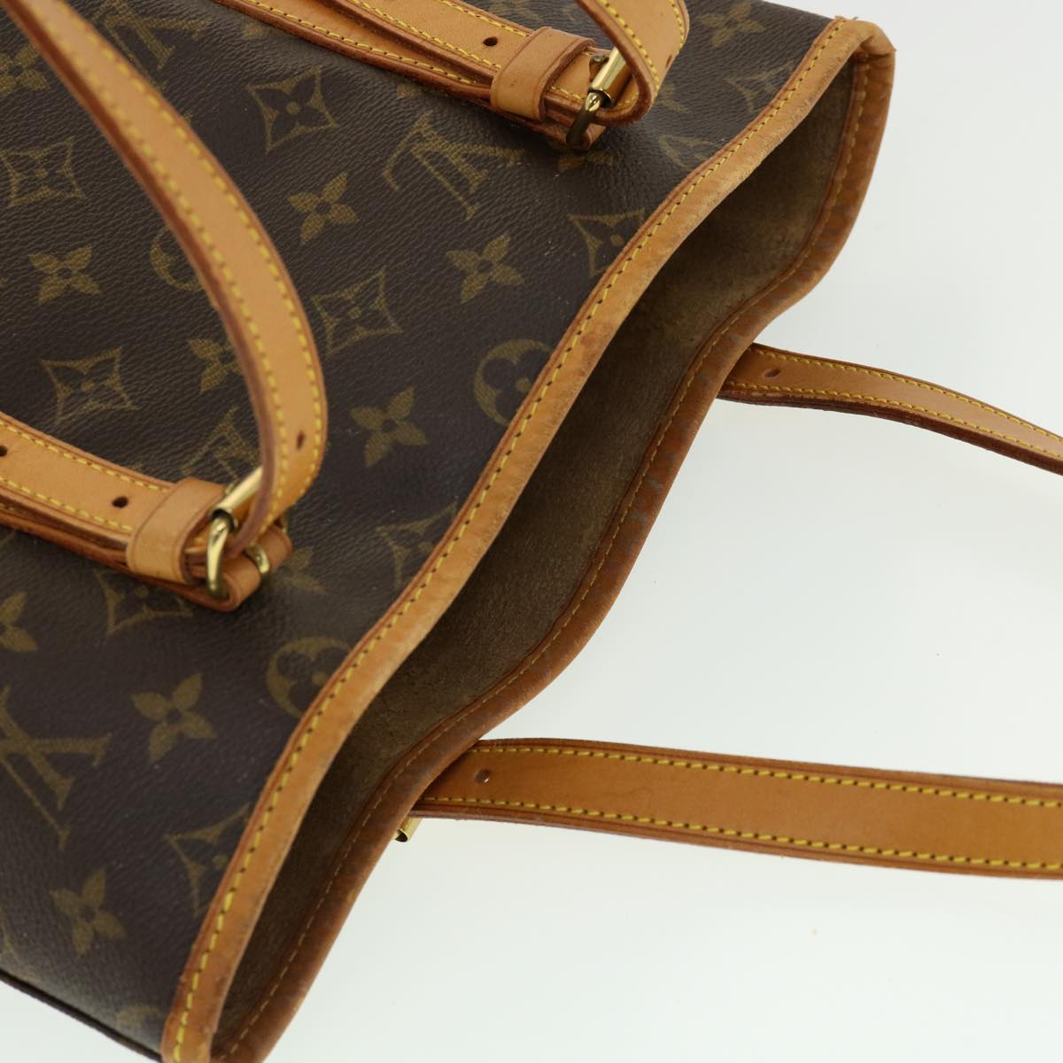 LOUIS VUITTON Monogram Bucket GM Shoulder Bag M42236 LV Auth 35278