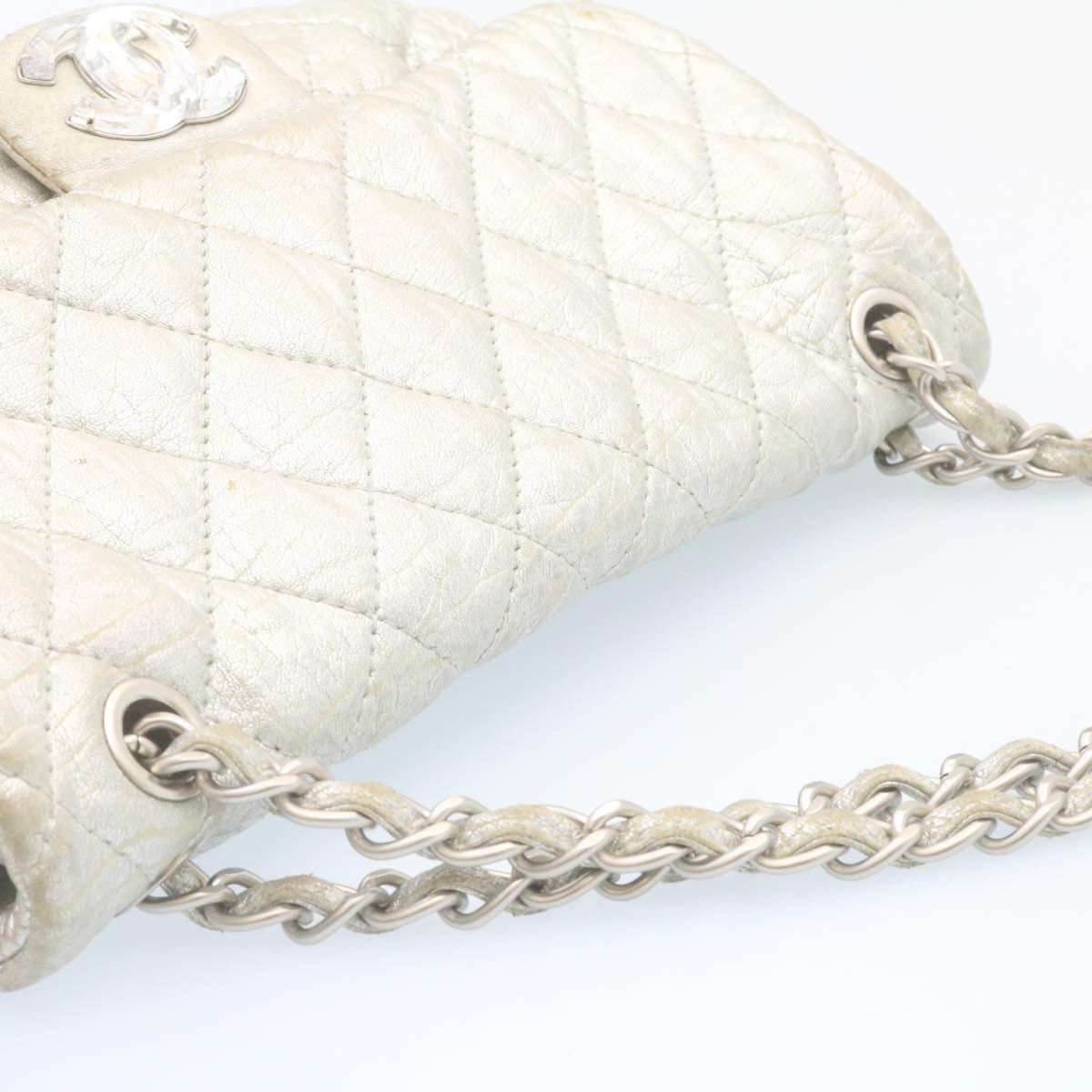 CHANEL Matelasse Chain Flap Shoulder Bag Turn Lock Lamb Skin Silver Auth 34515A
