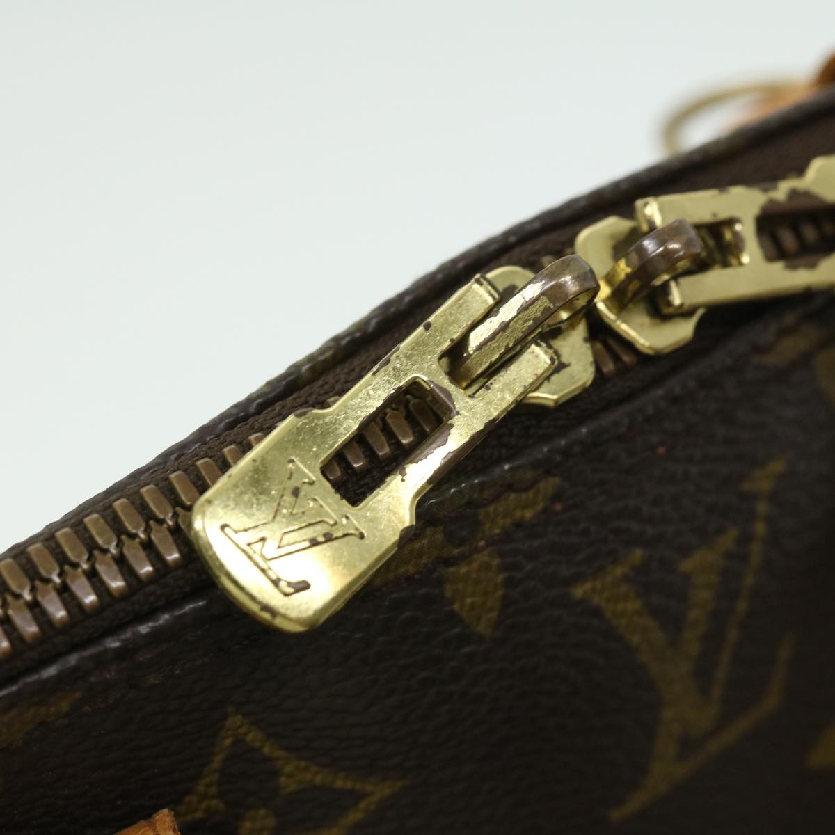 LOUIS VUITTON Monogram Alma Hand Bag M51130 LV Auth 34743