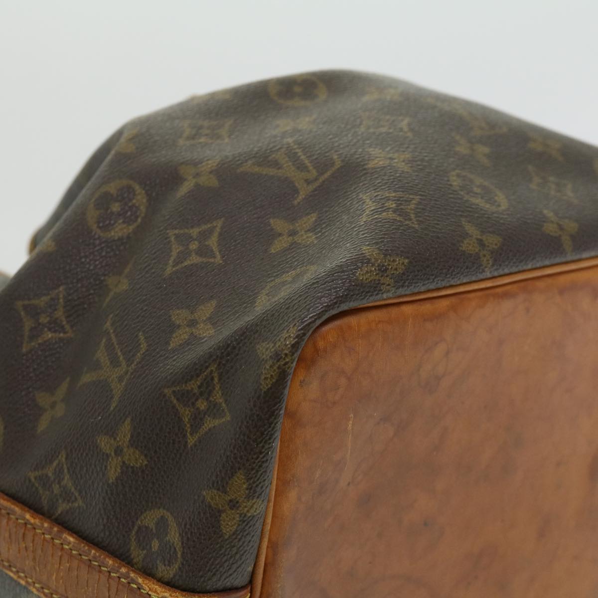 LOUIS VUITTON Monogram Petit Noe Shoulder Bag M42226 LV Auth 34792