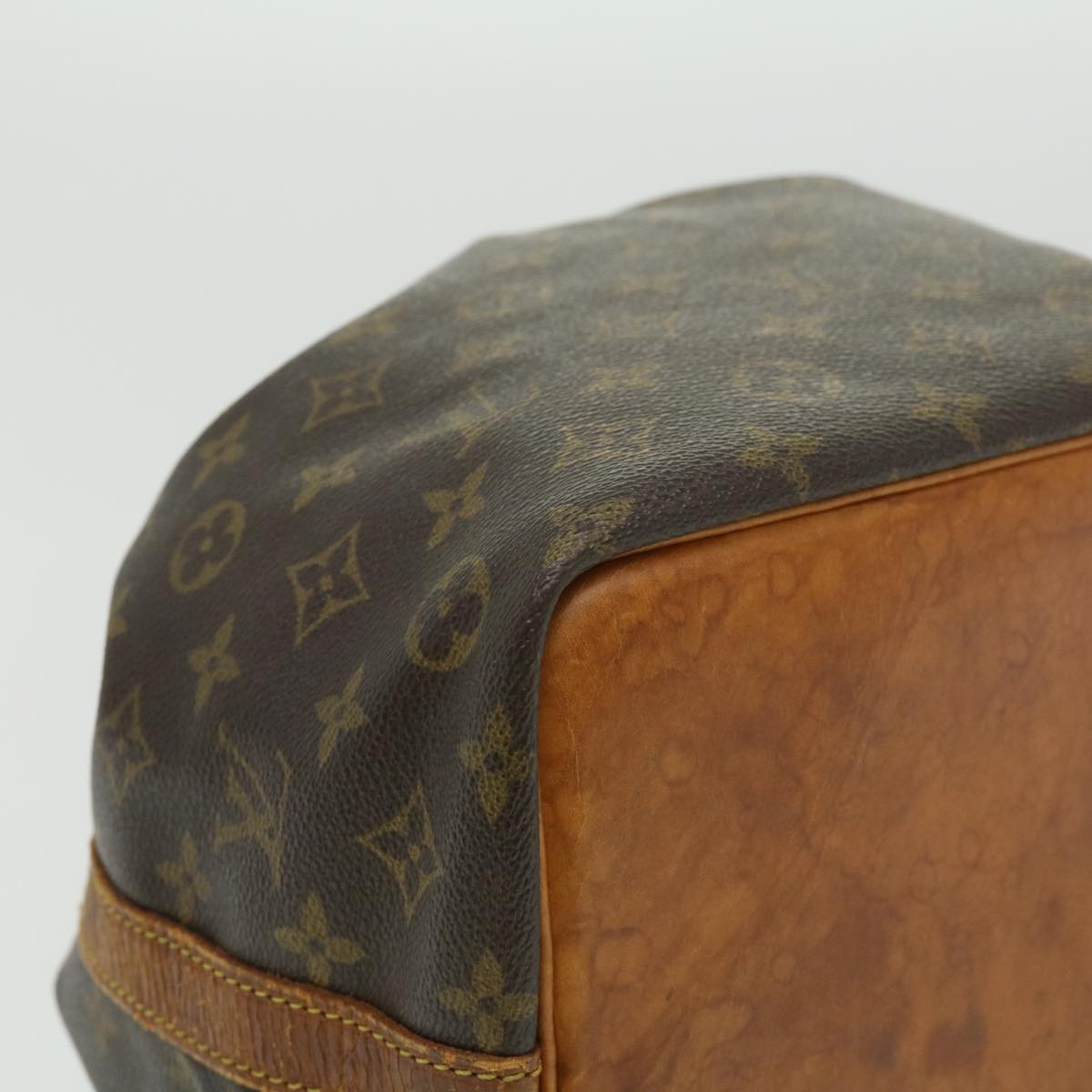 LOUIS VUITTON Monogram Petit Noe Shoulder Bag M42226 LV Auth 34792