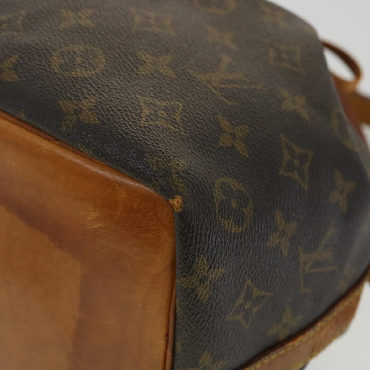 LOUIS VUITTON Monogram Petit Noe Shoulder Bag M42226 LV Auth 34793