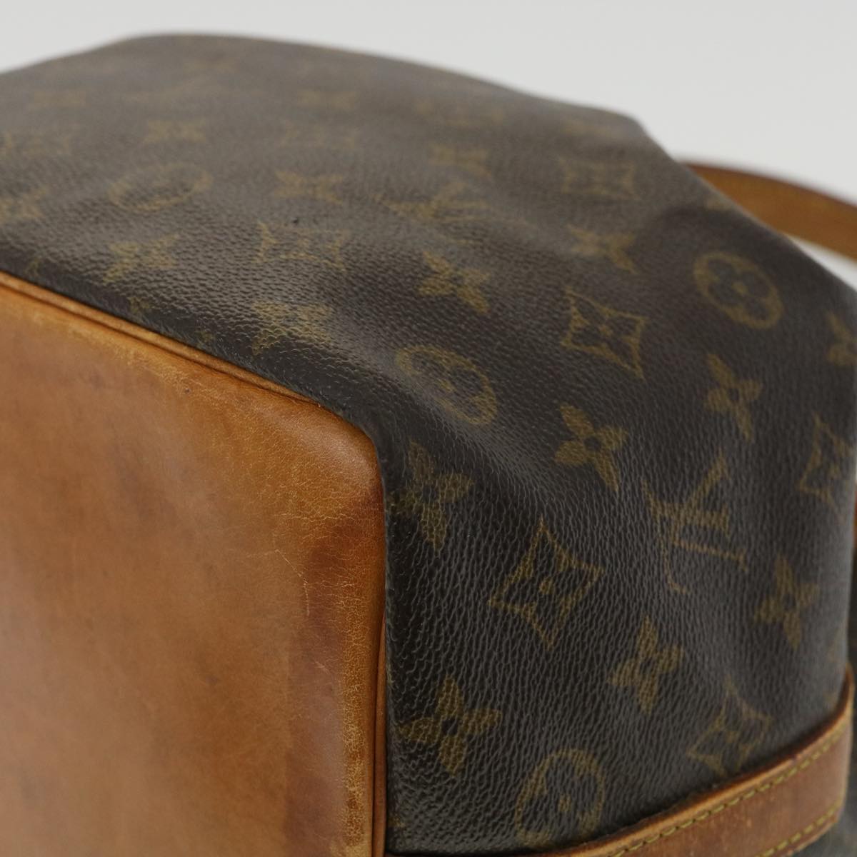 LOUIS VUITTON Monogram Petit Noe Shoulder Bag M42226 LV Auth 34793