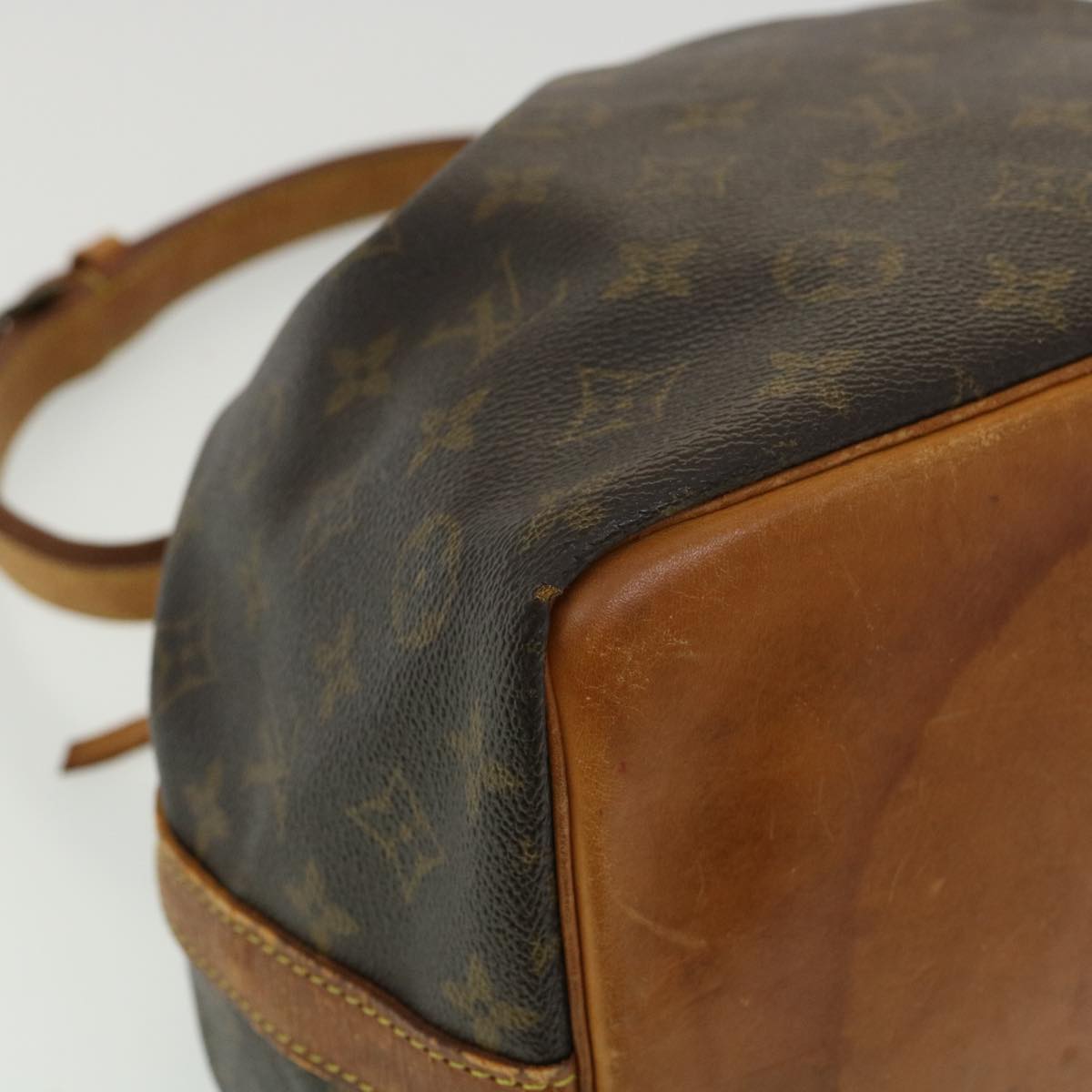 LOUIS VUITTON Monogram Petit Noe Shoulder Bag M42226 LV Auth 34793