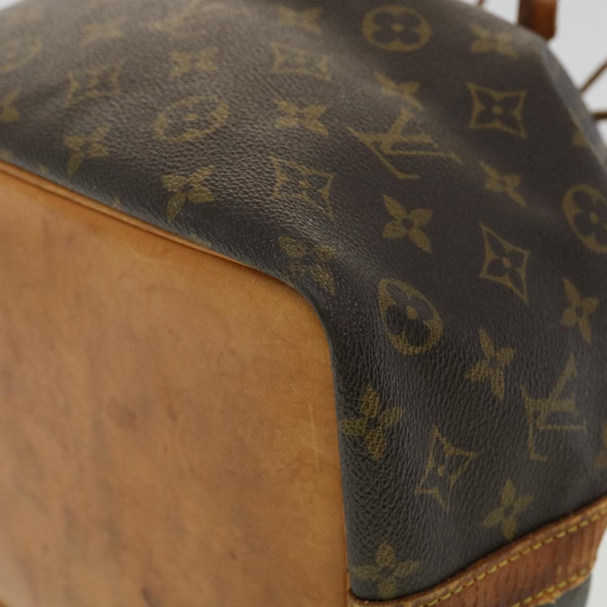 LOUIS VUITTON Monogram Petit Noe Shoulder Bag M42226 LV Auth 34794