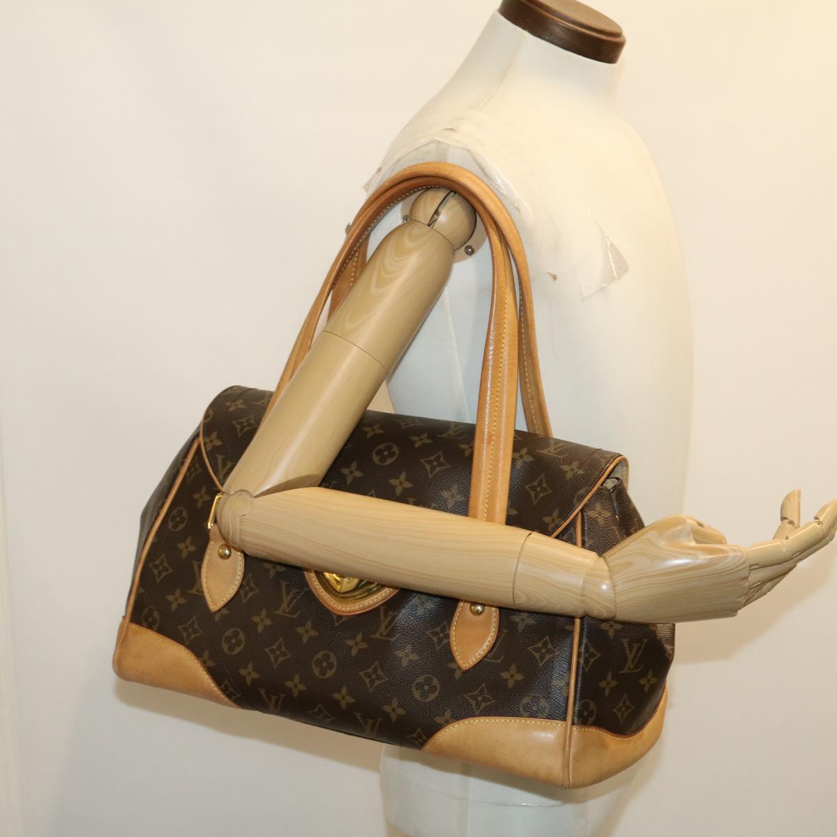 LOUIS VUITTON Monogram Beverly GM Shoulder Bag M40120 LV Auth pt2319