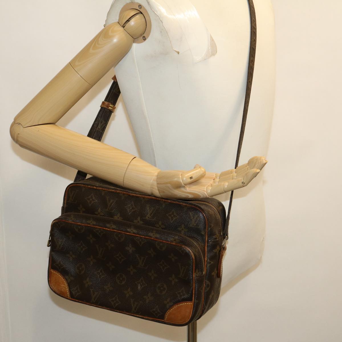 LOUIS VUITTON Monogram Nile Shoulder Bag M45244 LV Auth pt2557