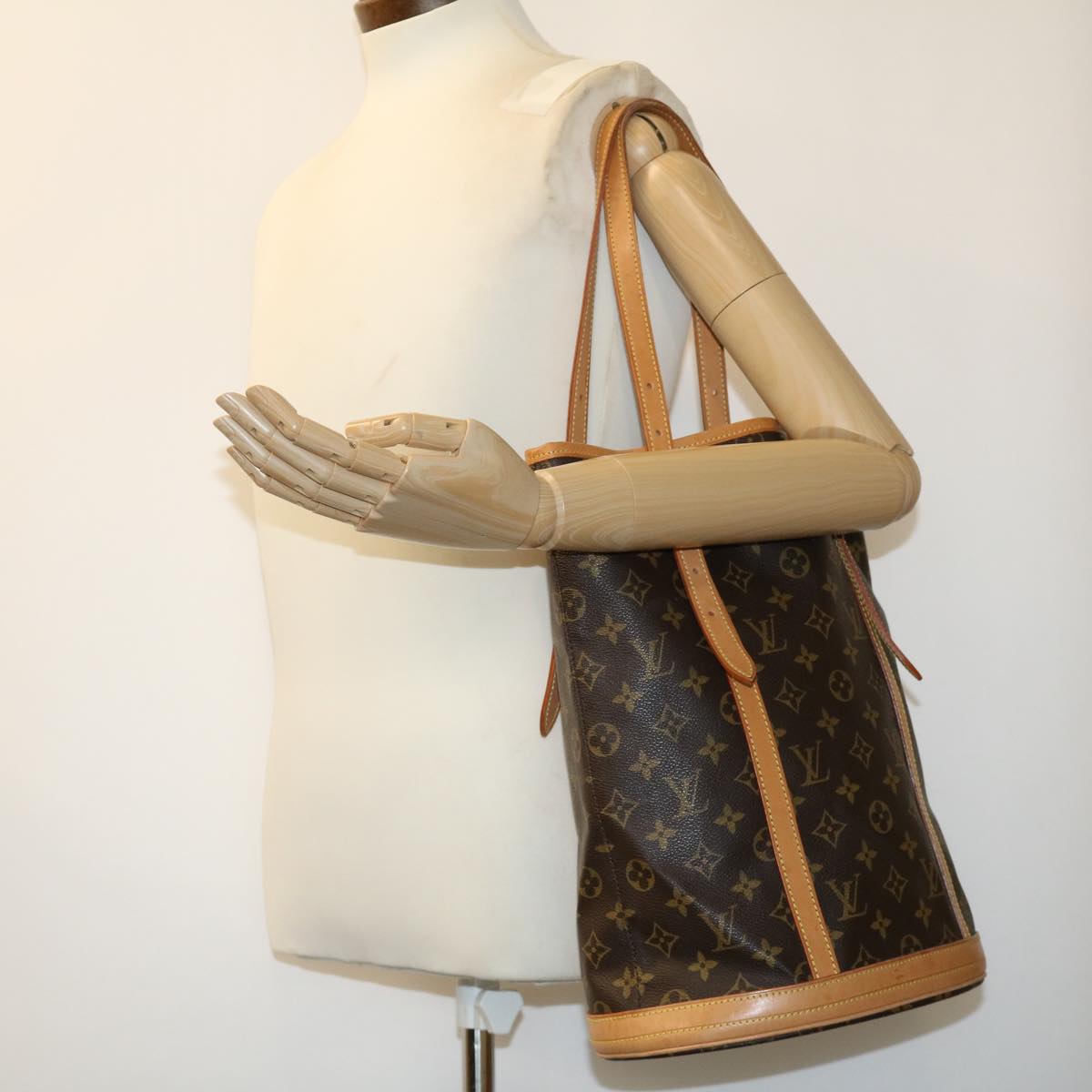 LOUIS VUITTON Monogram Bucket GM Shoulder Bag M42236 LV Auth pt4011