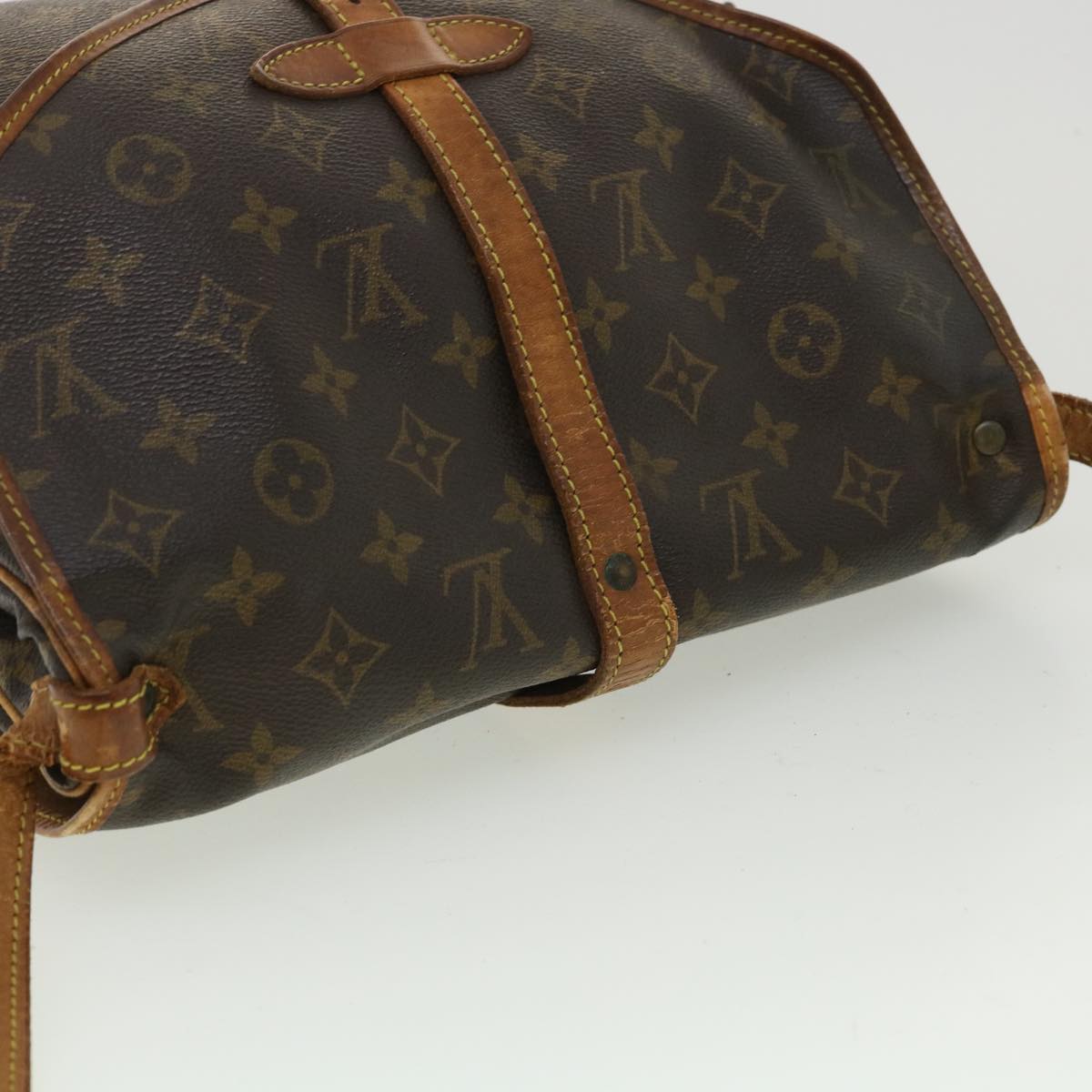 LOUIS VUITTON Monogram Saumur 30 Shoulder Bag M42256 LV Auth pt5259