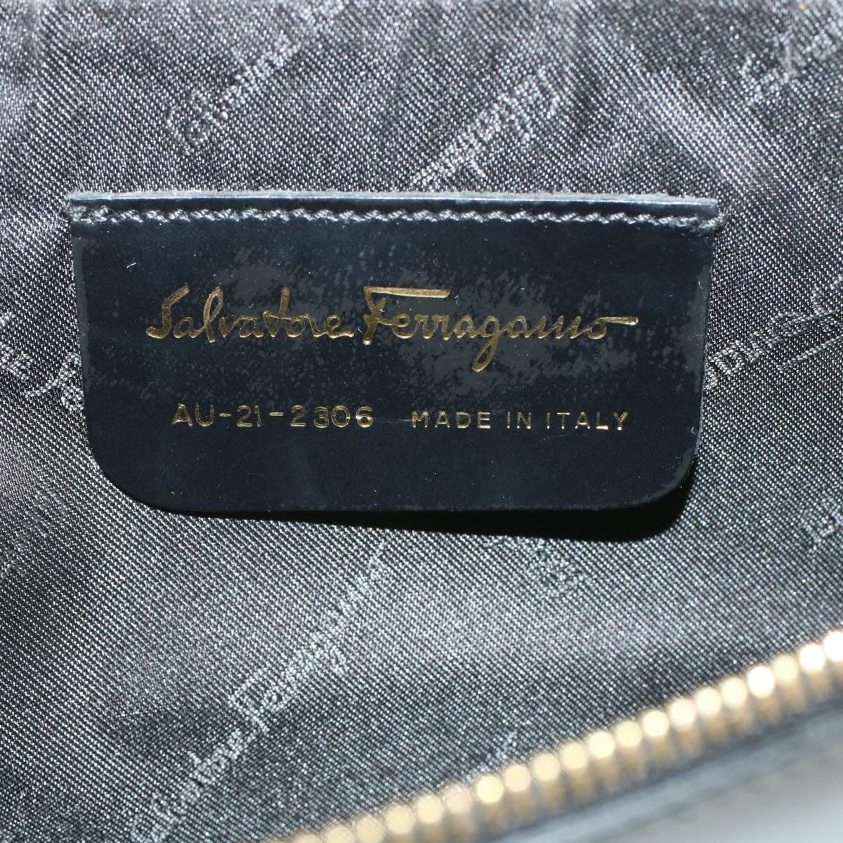 Salvatore Ferragamo Gancini Pouch Leather Black Auth rd1019