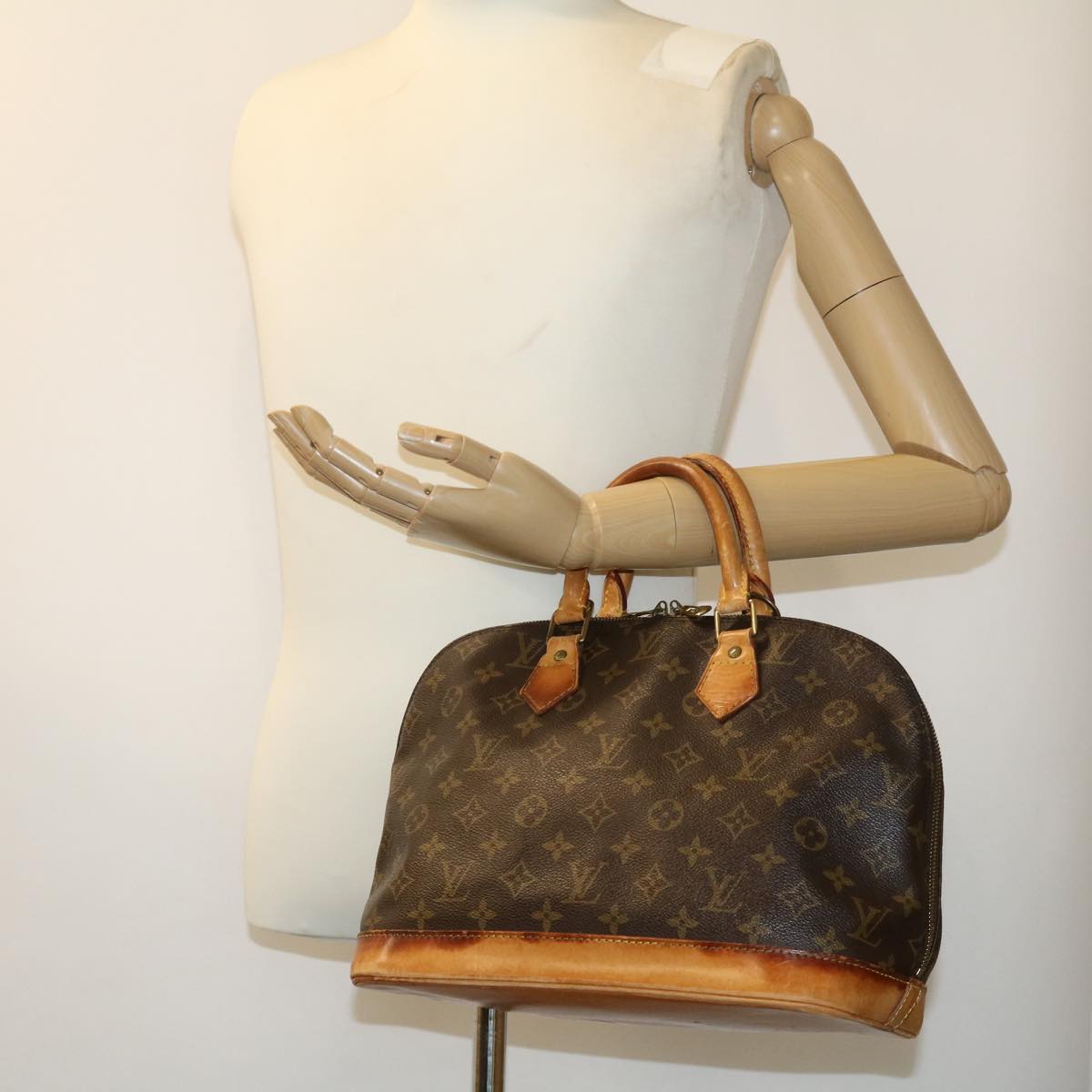 LOUIS VUITTON Monogram Alma Hand Bag M51130 LV Auth rd2504