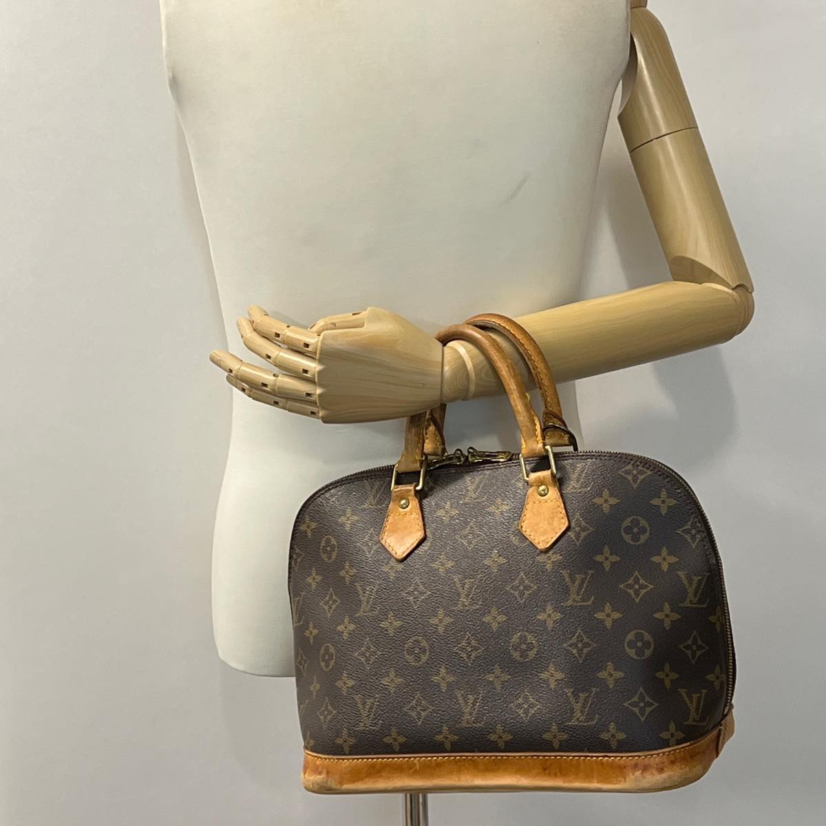 LOUIS VUITTON Monogram Alma Hand Bag M51130 LV Auth rd2810