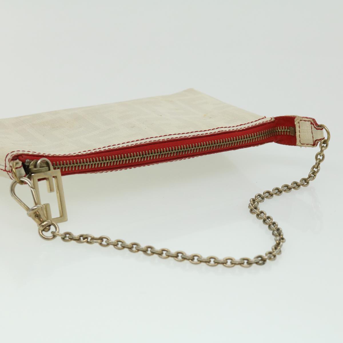 FENDI Zucca Canvas Chain Pouch White Auth rd2884