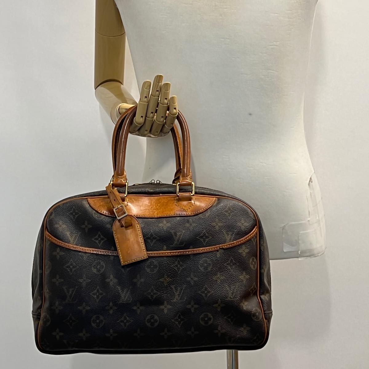 LOUIS VUITTON Monogram Deauville Hand Bag M47270 LV Auth rd3115