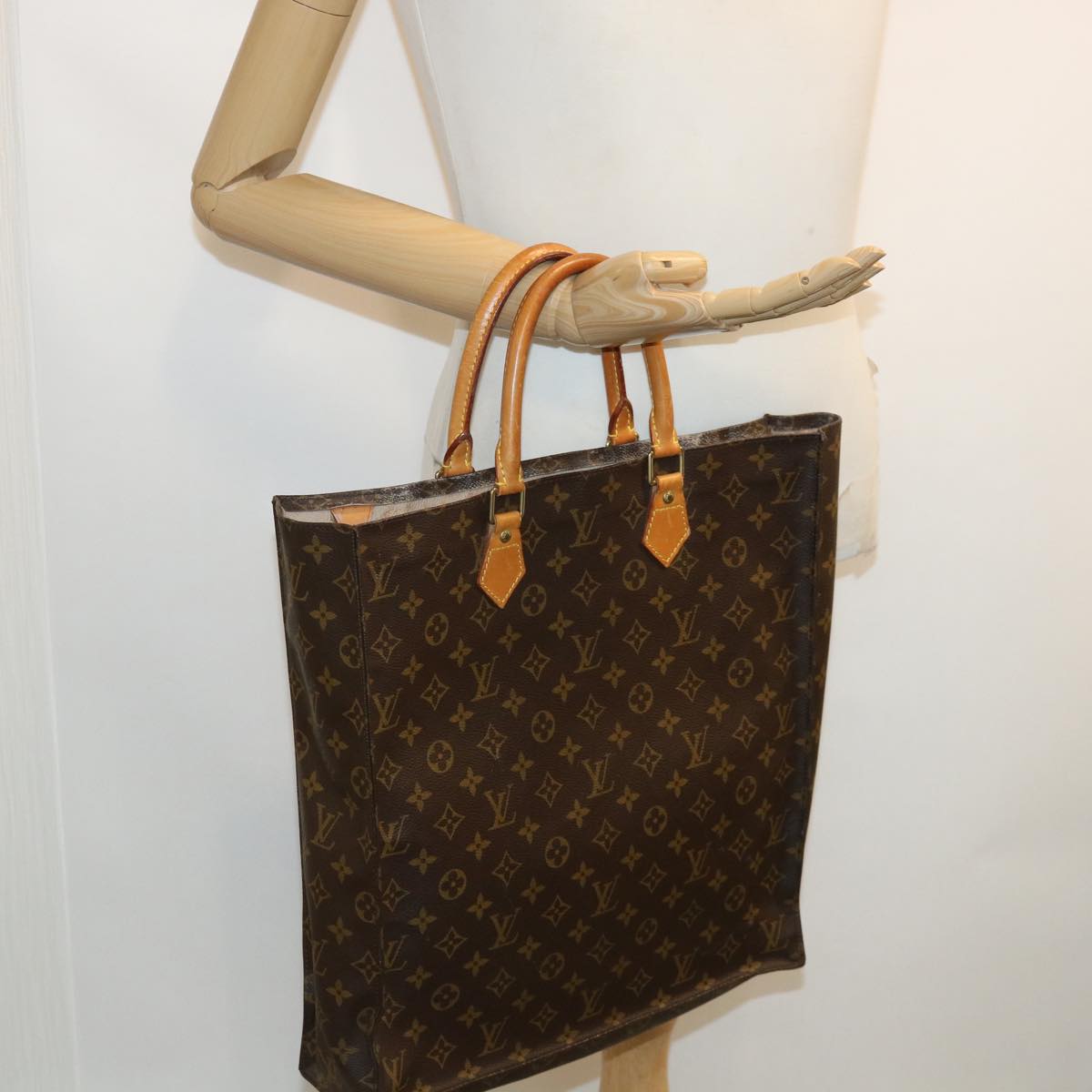 LOUIS VUITTON Monogram Sac Plat Hand Bag M51140 LV Auth rd3226