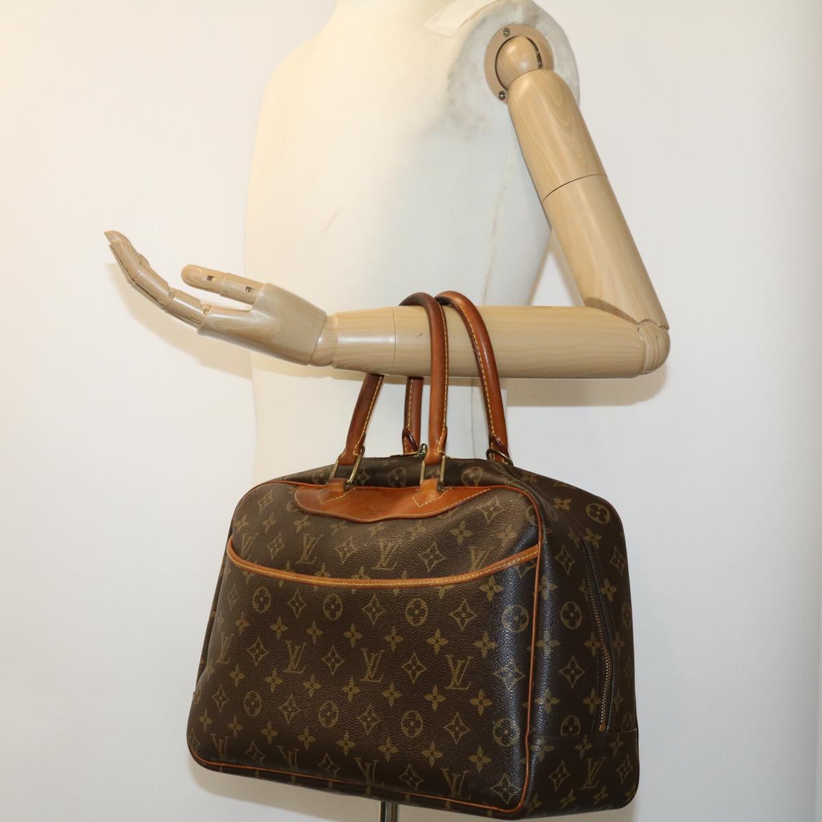 LOUIS VUITTON Monogram Deauville Hand Bag M47270 LV Auth rd3274