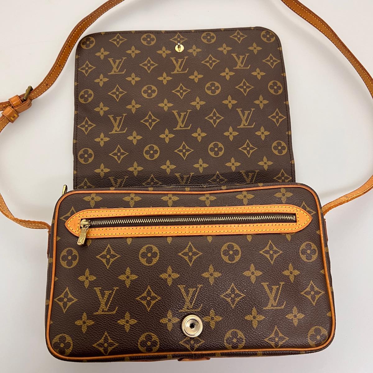 LOUIS VUITTON Monogram Saint Germain Shoulder Bag M51207 LV Auth rd3499