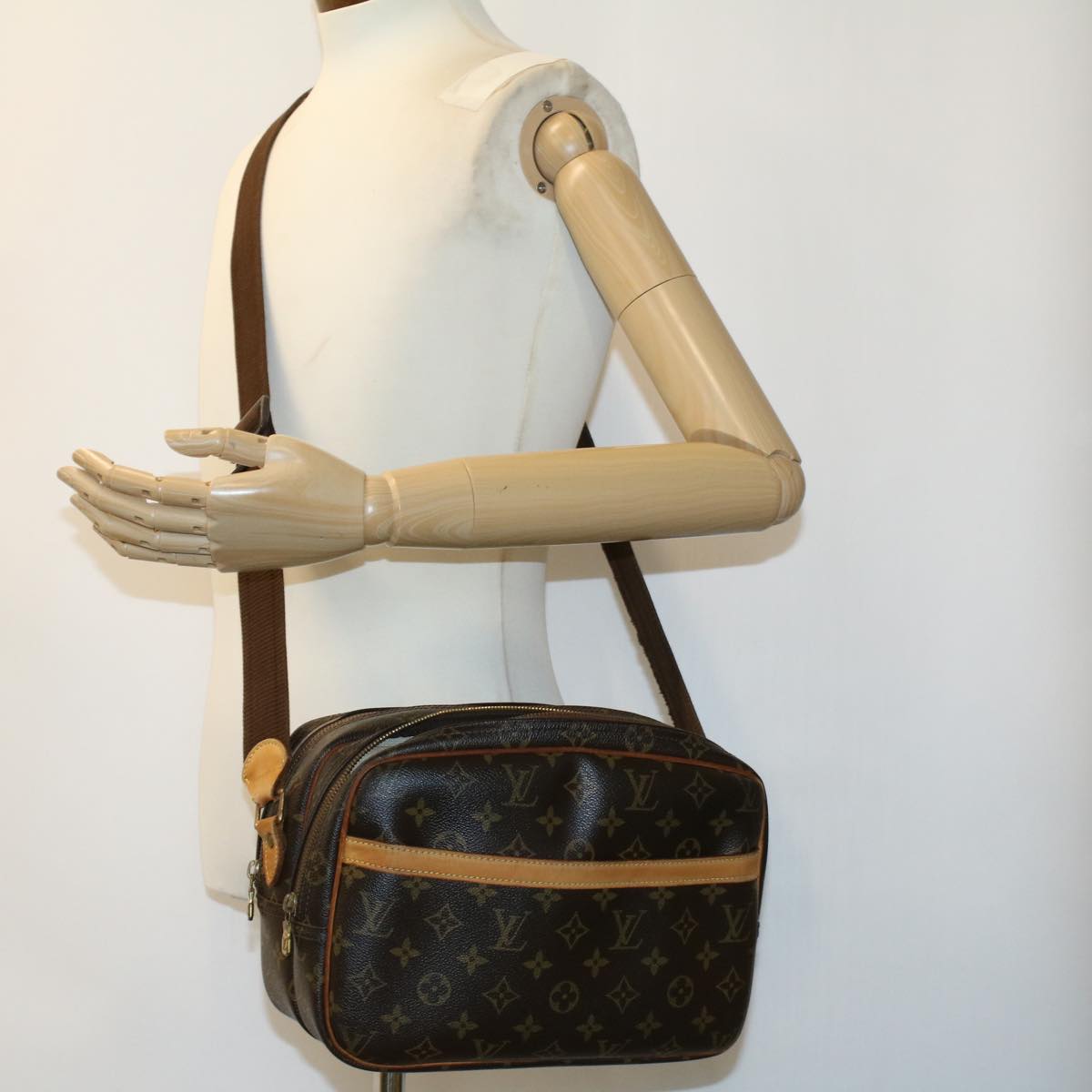 LOUIS VUITTON Monogram Reporter PM Shoulder Bag M45254 LV Auth rd3939