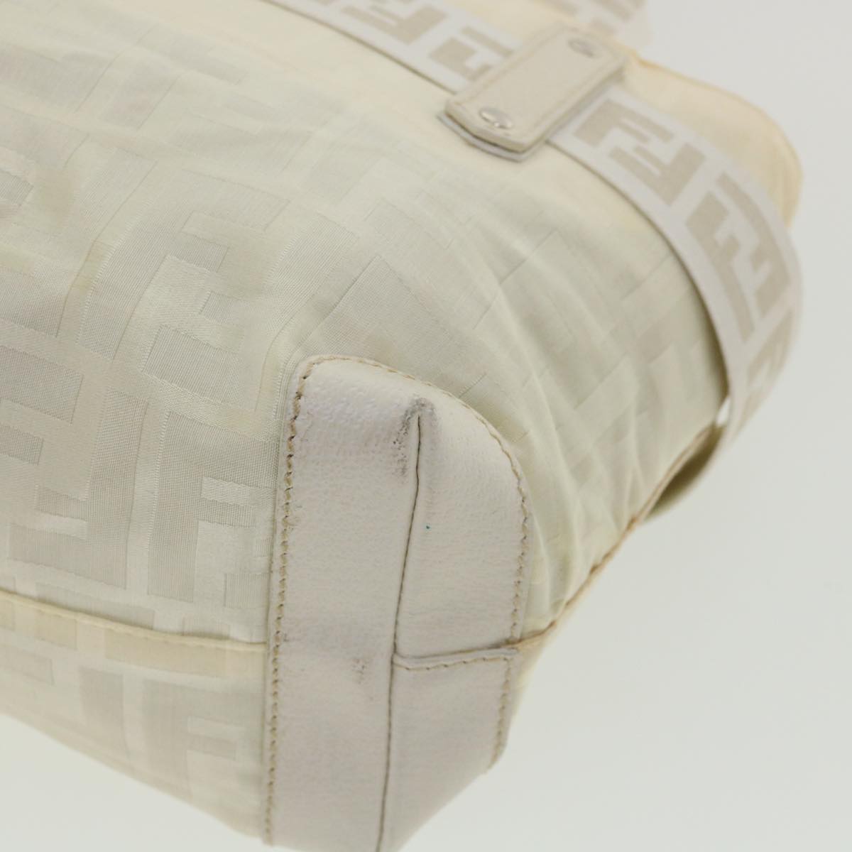 FENDI Zucca Canvas Hand Bag Nylon Leather White Auth rd3994