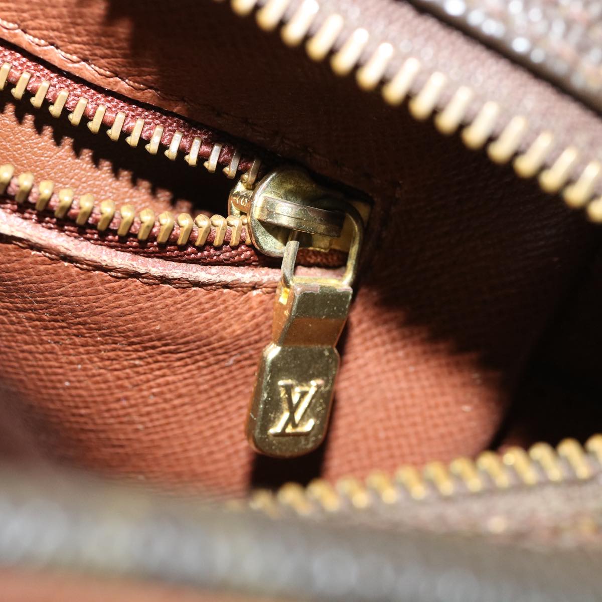 LOUIS VUITTON Monogram Nile Shoulder Bag M45244 LV Auth rd4037