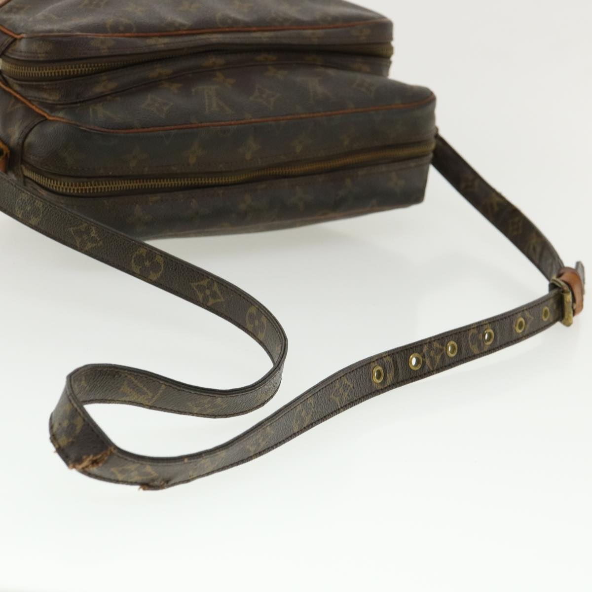 LOUIS VUITTON Monogram Nile Shoulder Bag M45244 LV Auth rd4037