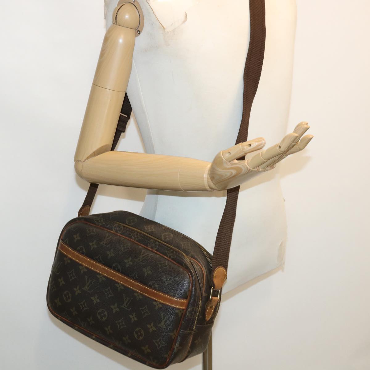 LOUIS VUITTON Monogram Reporter PM Shoulder Bag M45254 LV Auth rd4078