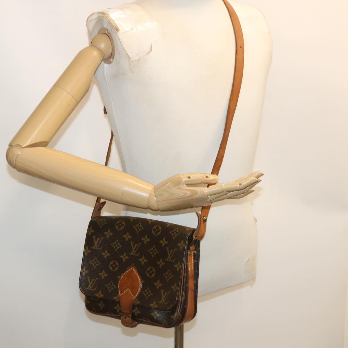 LOUIS VUITTON Monogram Cartouchiere MM Shoulder Bag M51253 LV Auth rd4152