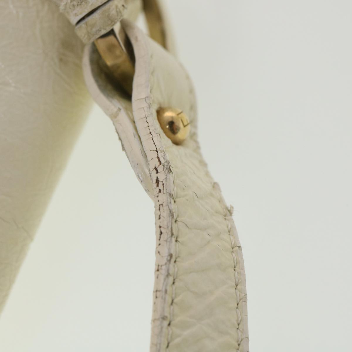 FENDI Shoulder Bag Leather White Auth rd4343
