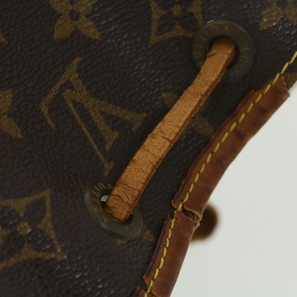 LOUIS VUITTON Monogram Petit Noe Shoulder Bag M42226 LV Auth rd4459