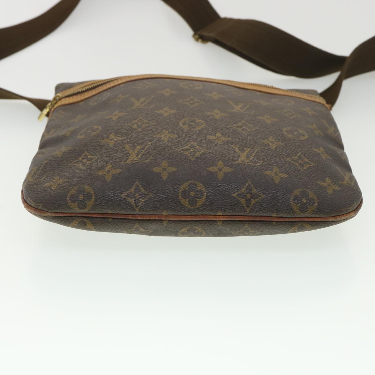 LOUIS VUITTON Monogram Pochette Bosphore Shoulder Bag M40044 LV Auth rd4465