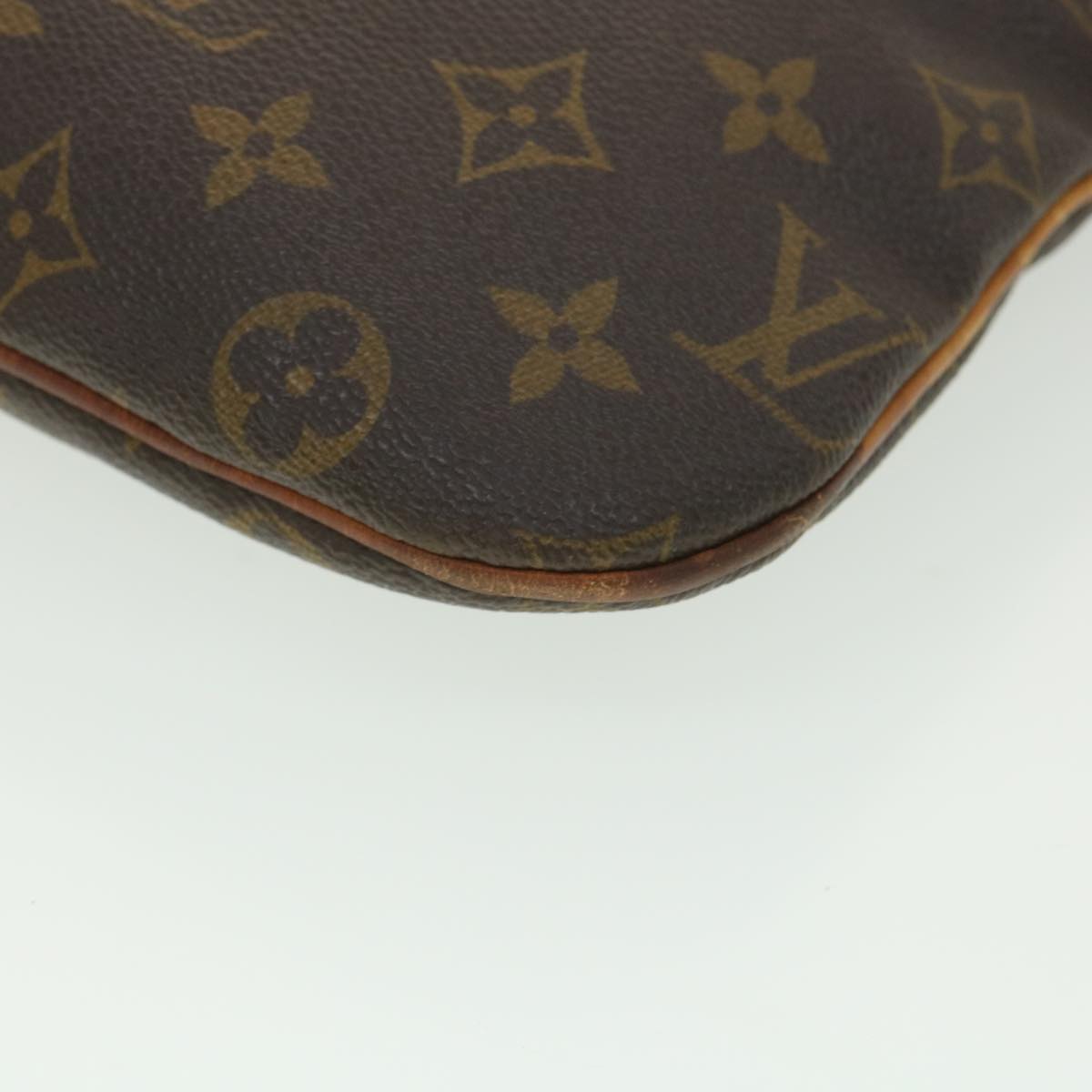 LOUIS VUITTON Monogram Pochette Bosphore Shoulder Bag M40044 LV Auth rd4465