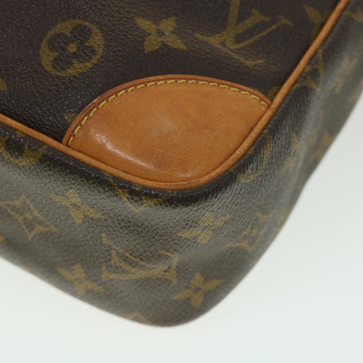 LOUIS VUITTON Monogram Danube MM Shoulder Bag M45264 LV Auth rd4536