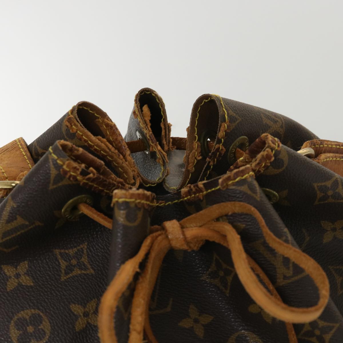 LOUIS VUITTON Monogram Noe Shoulder Bag M42224 LV Auth rd4565