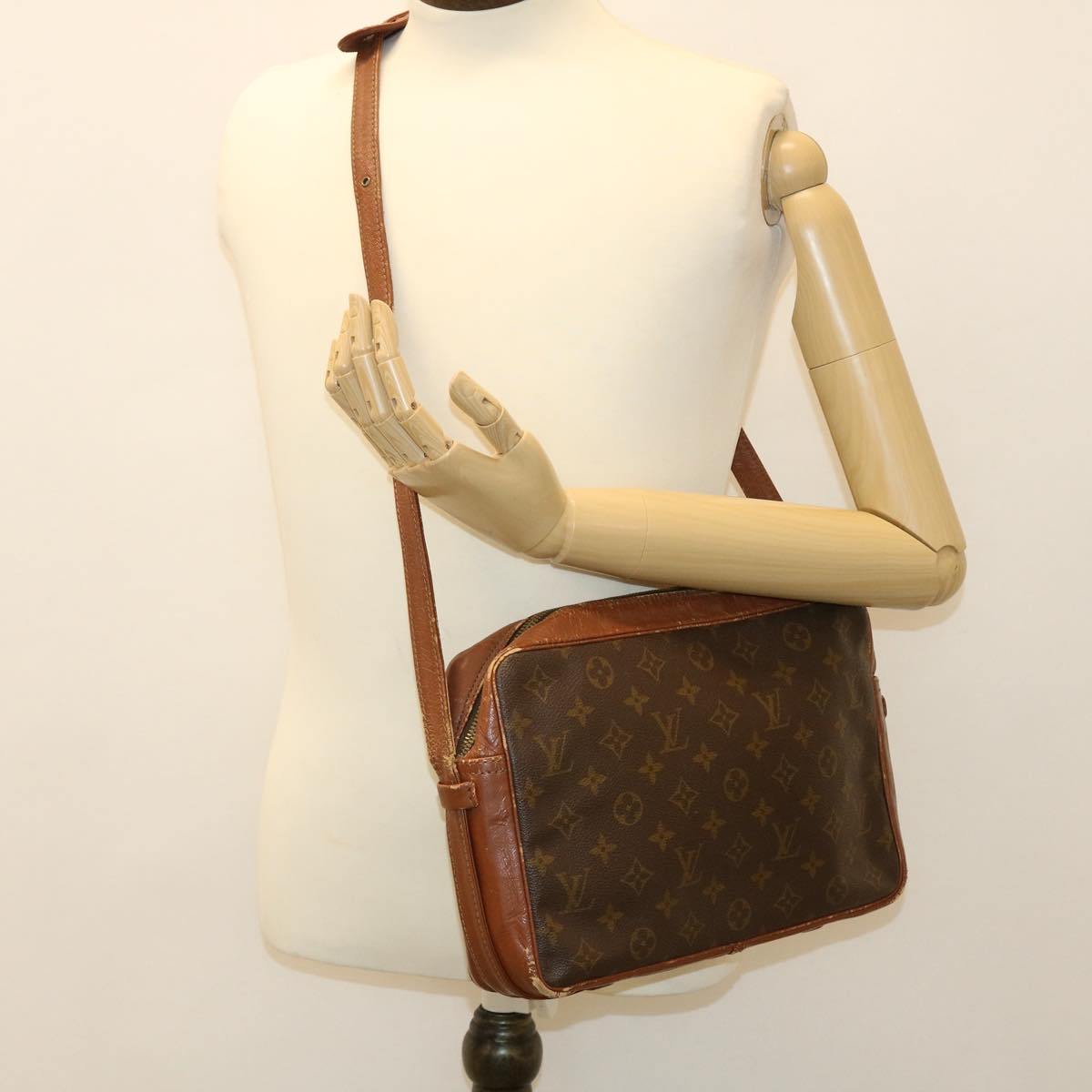 LOUIS VUITTON Monogram Sac Bandouliere Shoulder Bag Vintage M51364 Auth rd4567