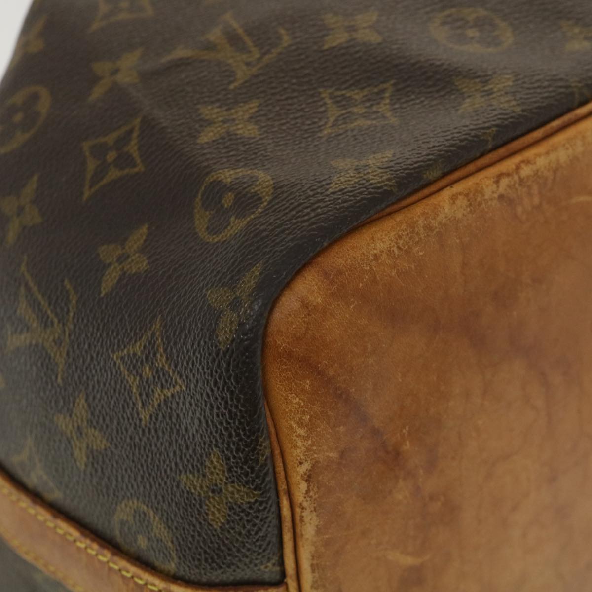 LOUIS VUITTON Monogram Petit Noe Shoulder Bag M42226 LV Auth rd4578