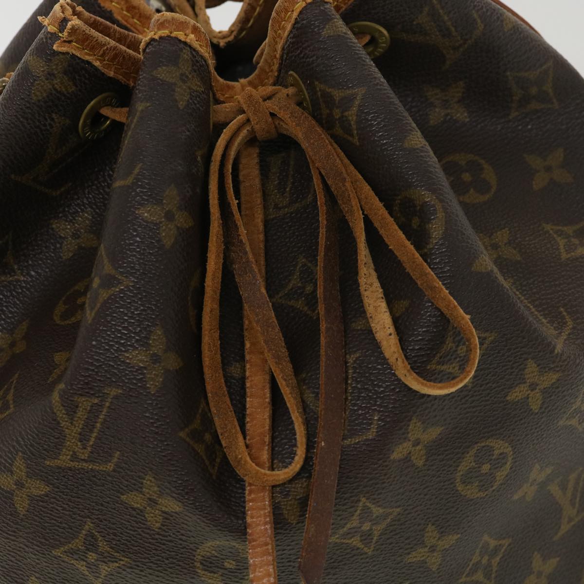 LOUIS VUITTON Monogram Petit Noe Shoulder Bag M42226 LV Auth rd4601