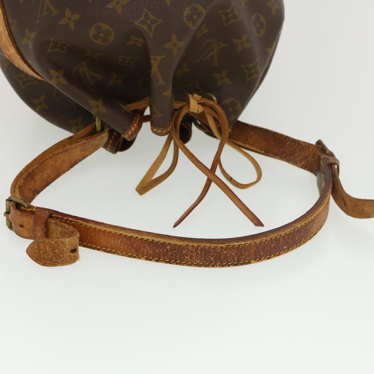 LOUIS VUITTON Monogram Petit Noe Shoulder Bag M42226 LV Auth rd4605