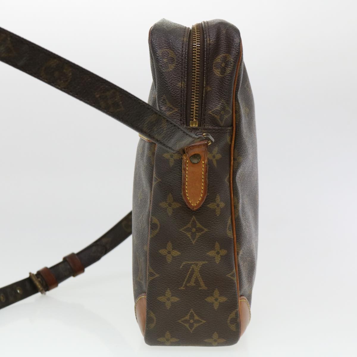 LOUIS VUITTON Monogram Danube MM Shoulder Bag M45264 LV Auth rd4612