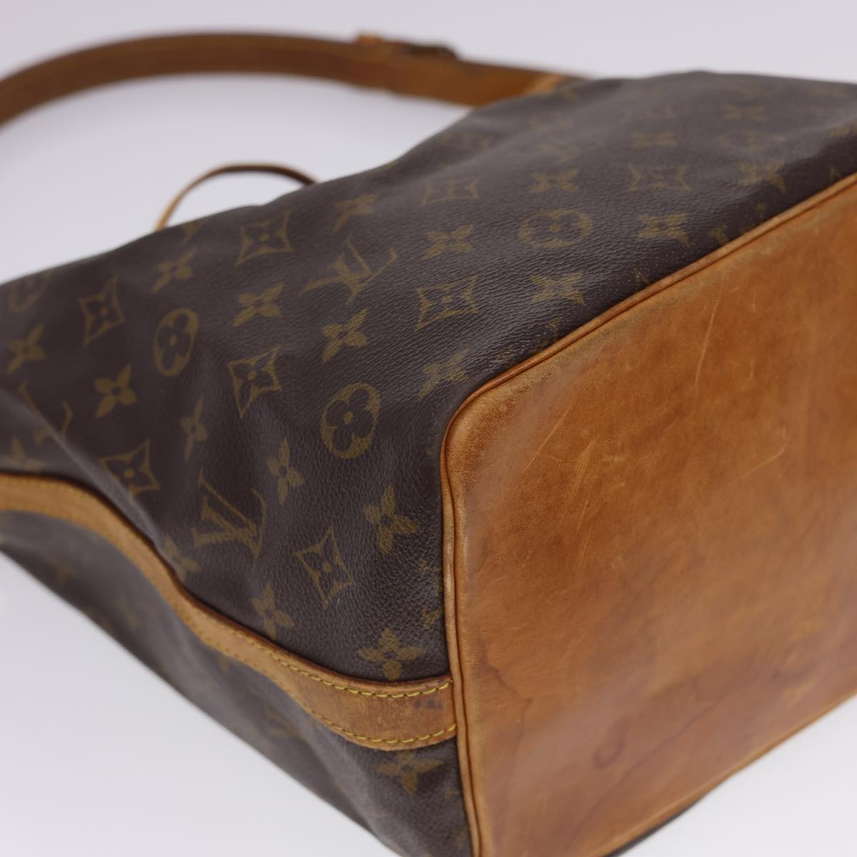 LOUIS VUITTON Monogram Petit Noe Shoulder Bag M42226 LV Auth rd4705